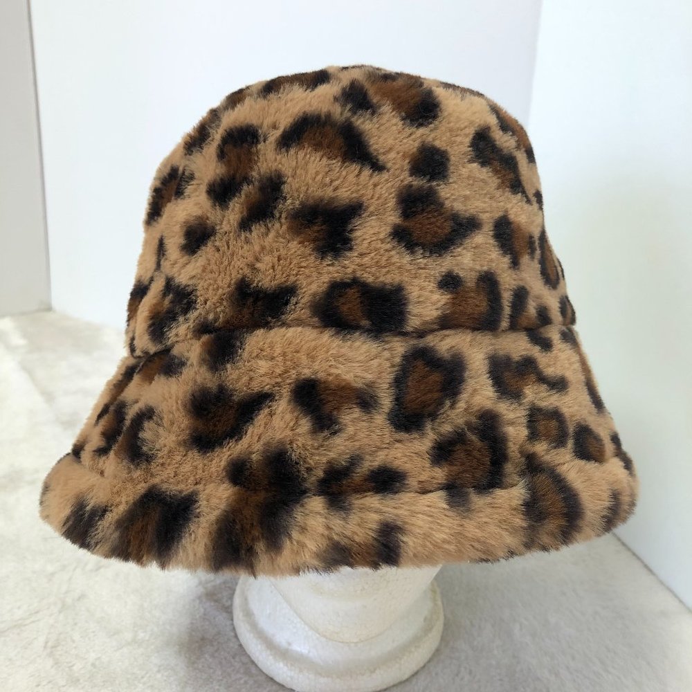 Last chance! Fuzzy Leopard Print Winter Bucket Hat OS Unisex